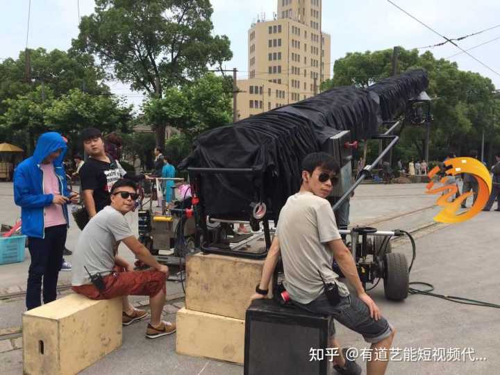 我来分享石家庄企业的网站该如何去策划。
