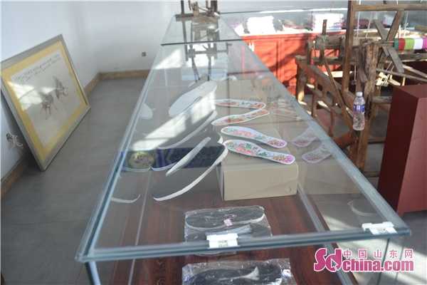 淘宝店铺店招模块怎么设置,一个新手怎么去运营淘宝店铺（淘宝店招制作步骤）