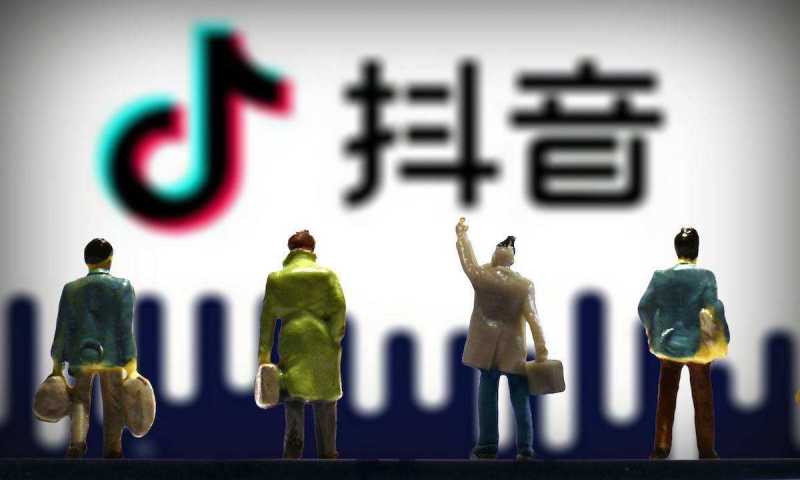 默默“父”出的他,值得最精彩的文案话题营销